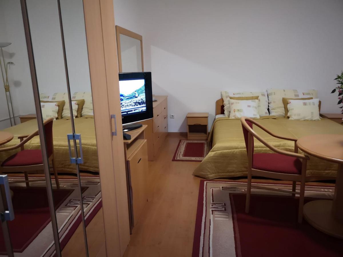 Balaton Art Guesthouse Balatonszemes Bagian luar foto