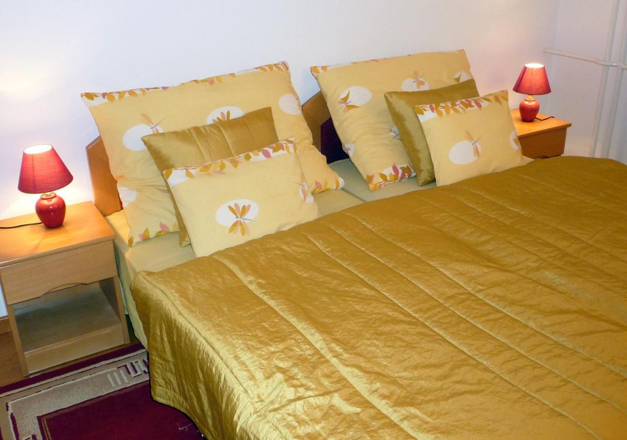 Balaton Art Guesthouse Balatonszemes Bagian luar foto