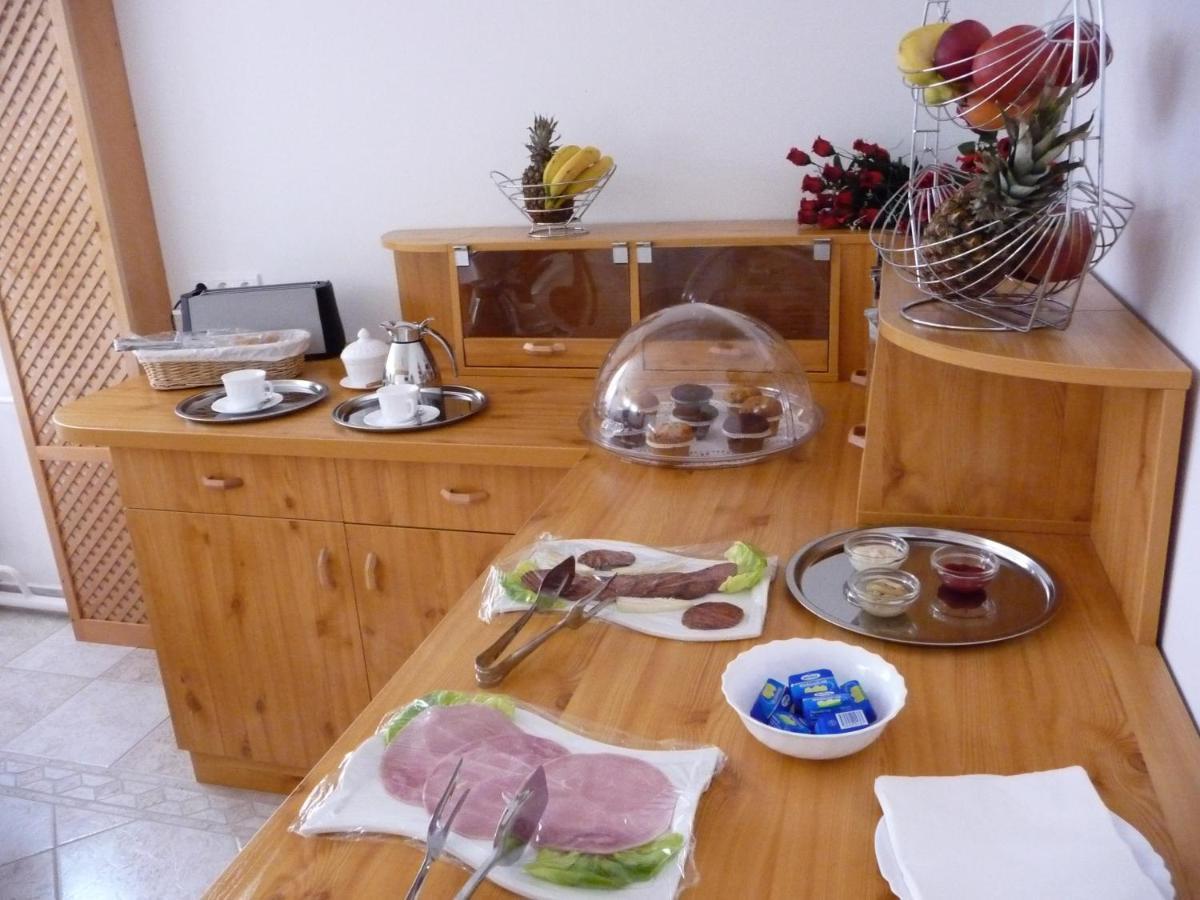 Balaton Art Guesthouse Balatonszemes Bagian luar foto