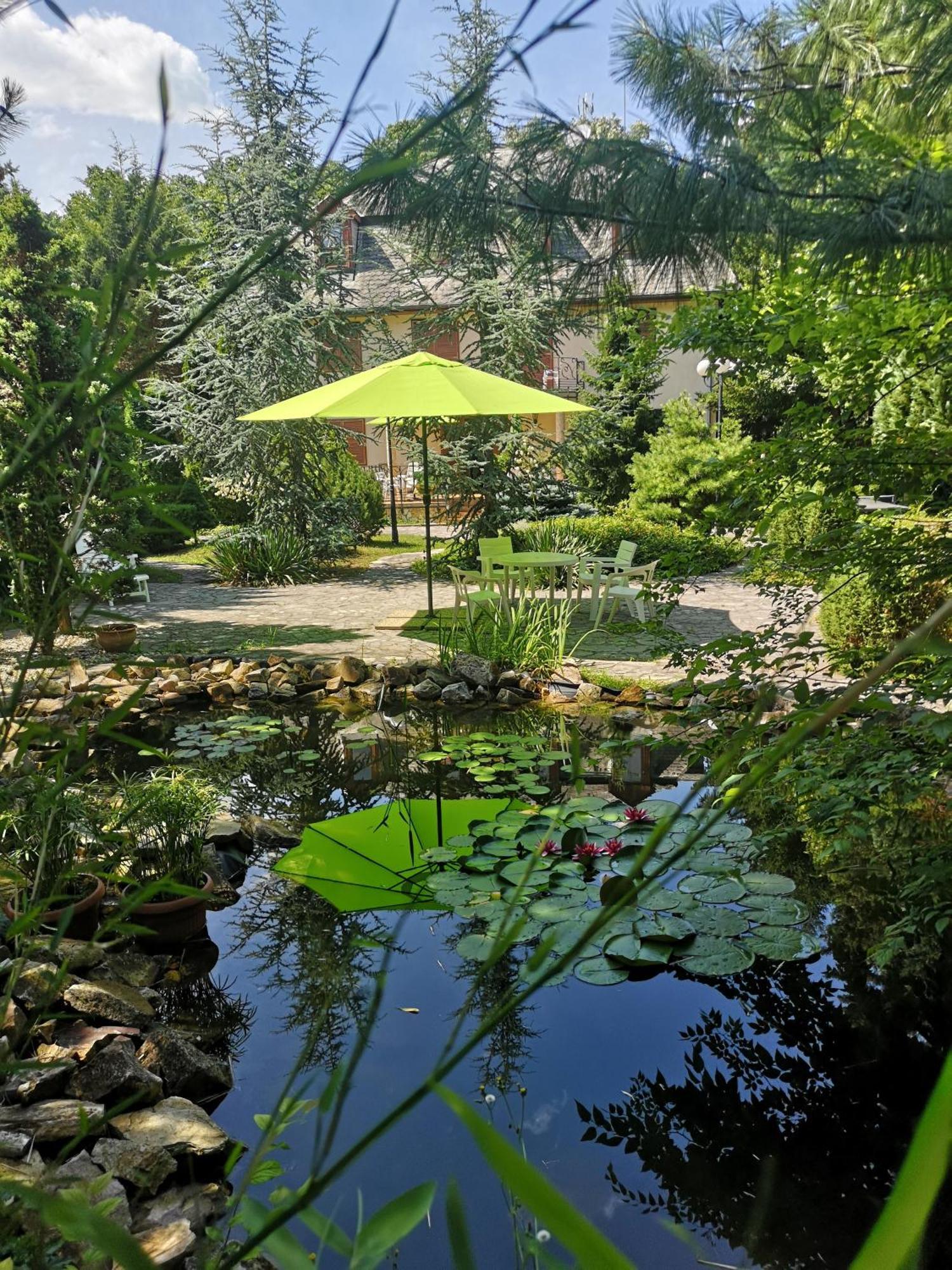 Balaton Art Guesthouse Balatonszemes Bagian luar foto