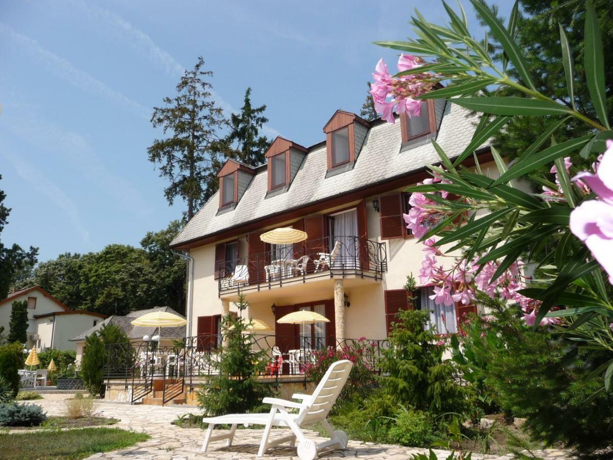 Balaton Art Guesthouse Balatonszemes Bagian luar foto