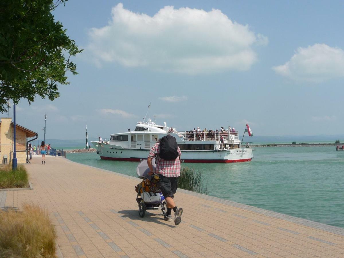 Balaton Art Guesthouse Balatonszemes Bagian luar foto