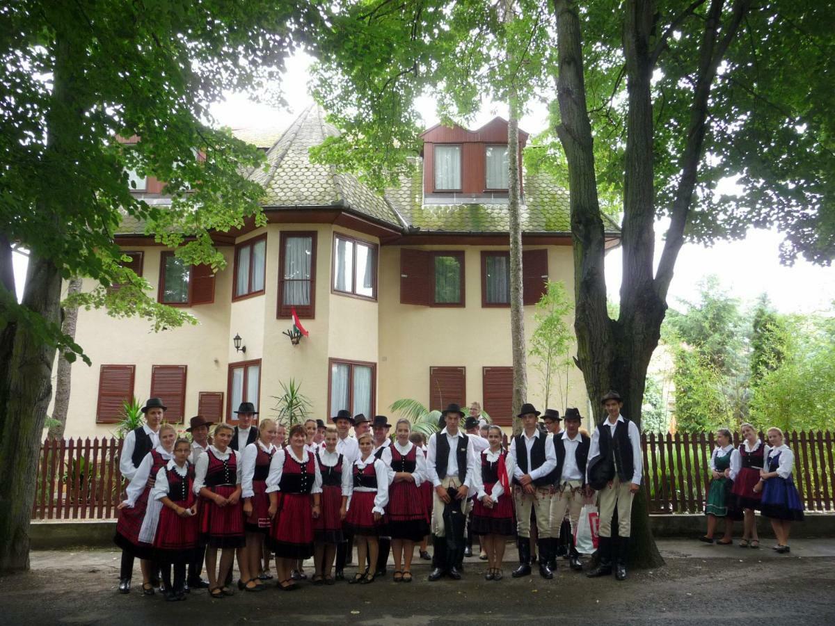 Balaton Art Guesthouse Balatonszemes Bagian luar foto