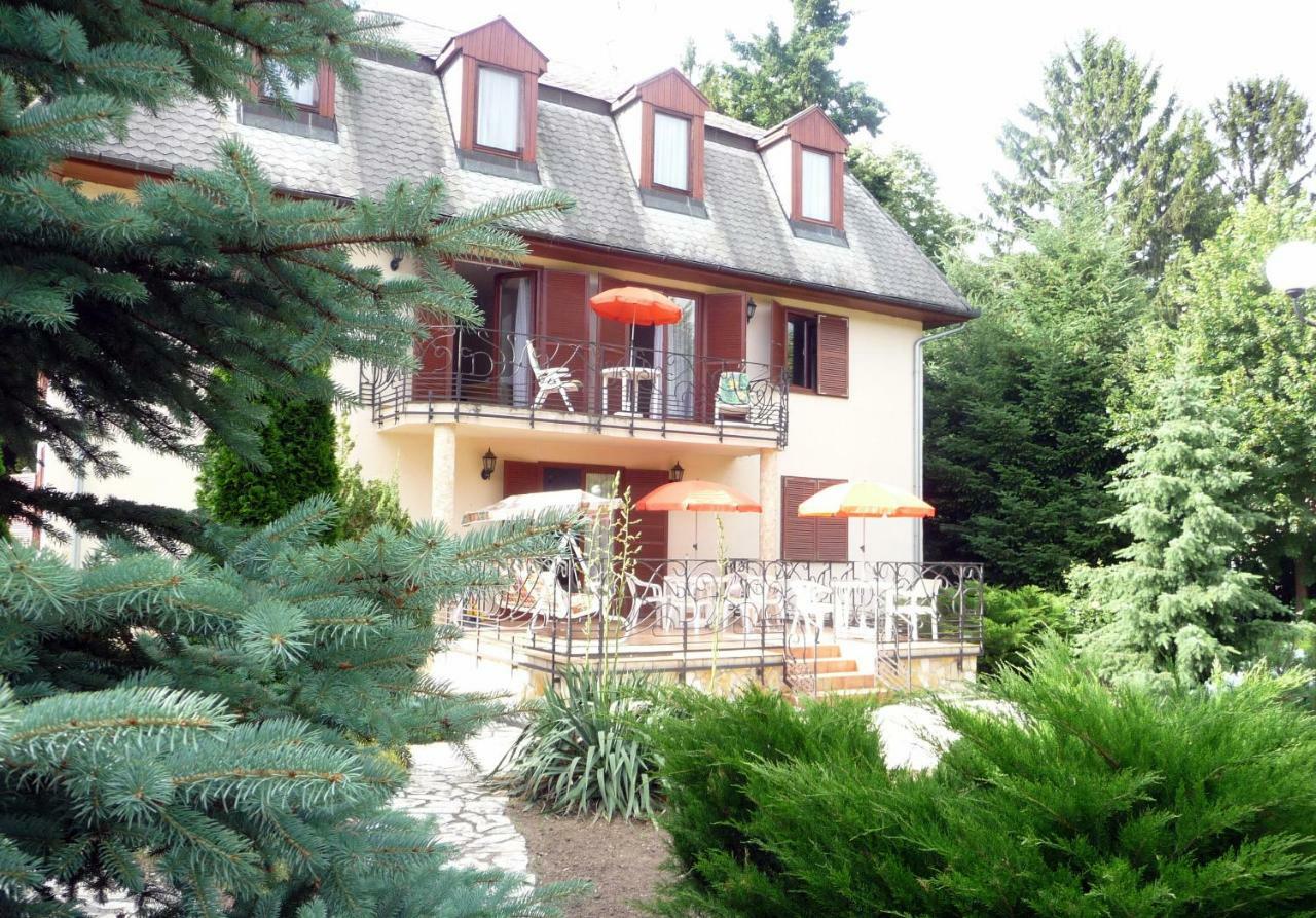 Balaton Art Guesthouse Balatonszemes Bagian luar foto