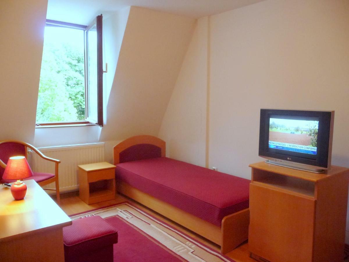 Balaton Art Guesthouse Balatonszemes Bagian luar foto